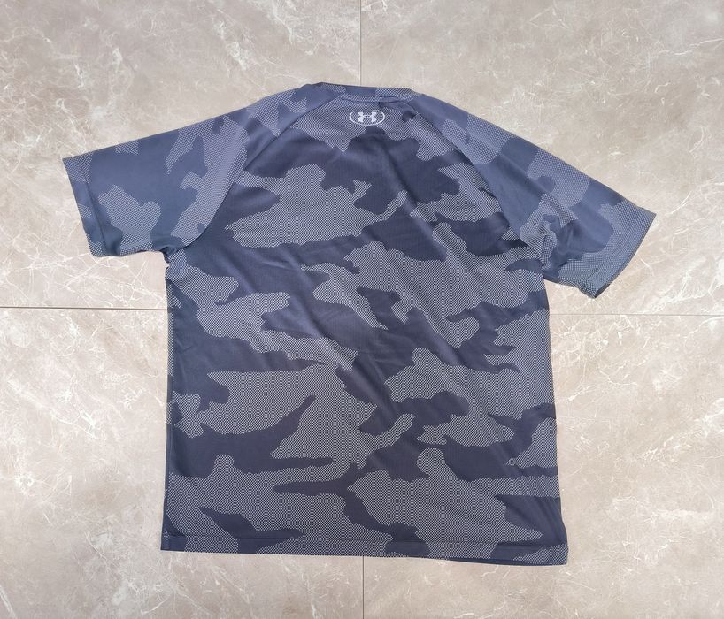 Тениска Under Armour размер M камуфлаж