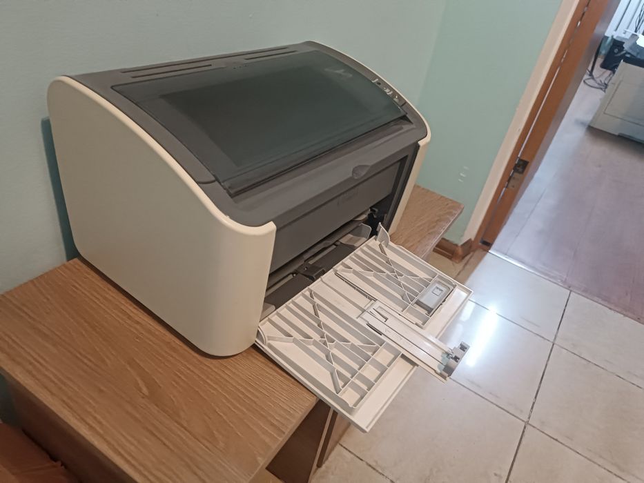Продам принтер канон 2900