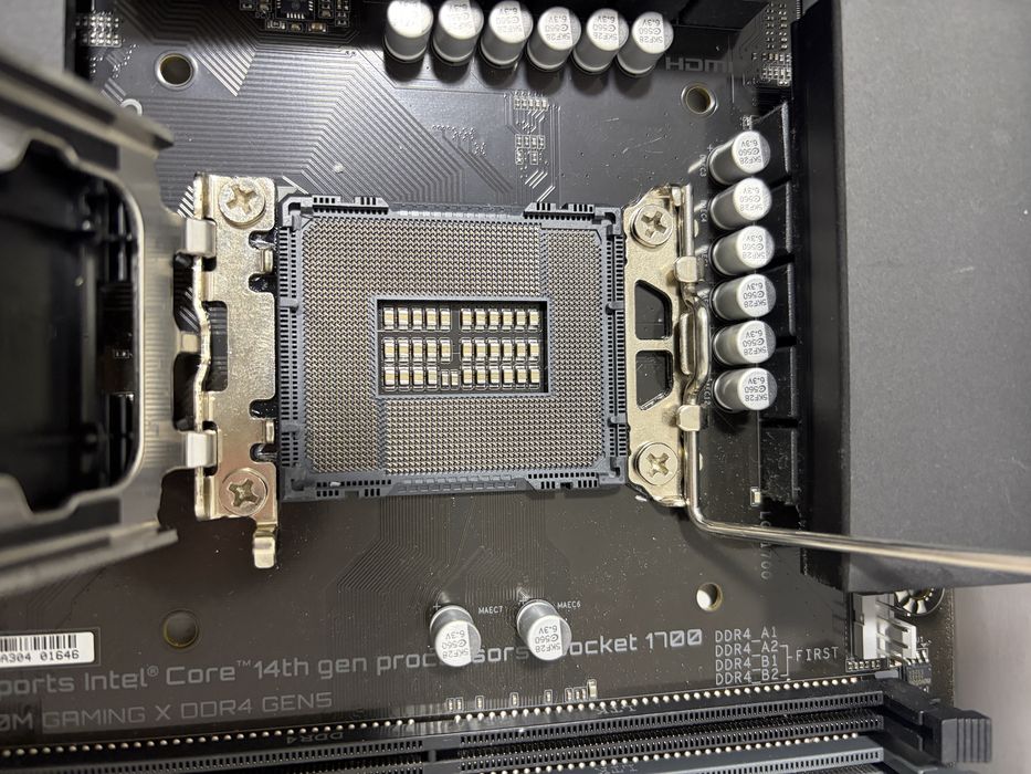 Placa de baza B760M Gaming X (DDR4)