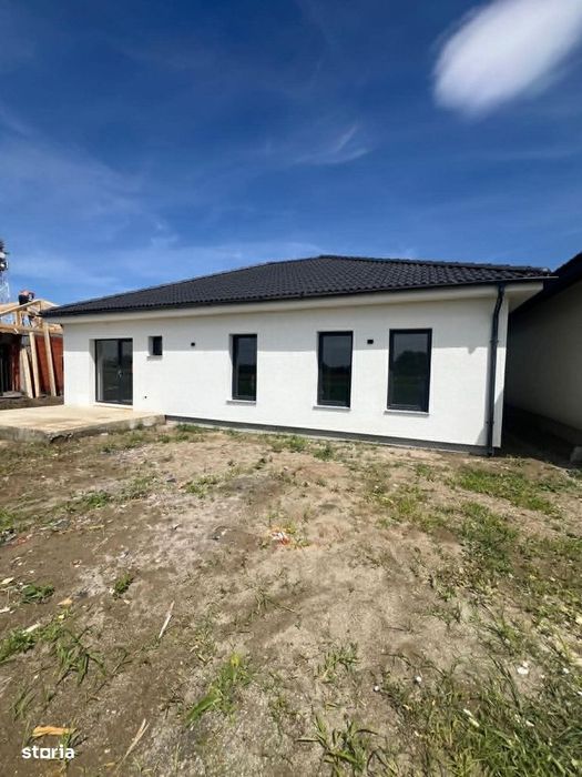 Casa NOUA semifinisata