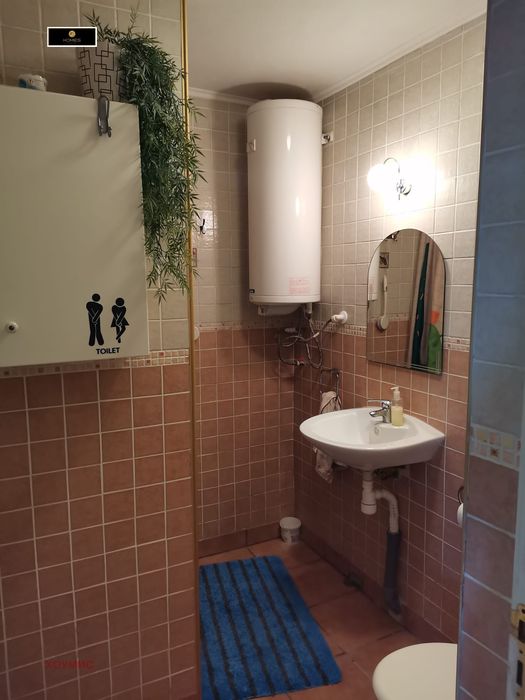Продава се Къща в с. Голяма Брестница, Област Ловеч - 310 кв.м за 807 €/кв.м - Снимка #6