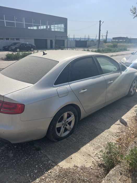 Dezmembrez AUDI A4 B8