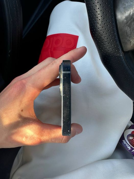 Продам айфон 14 в хорошем состоянии