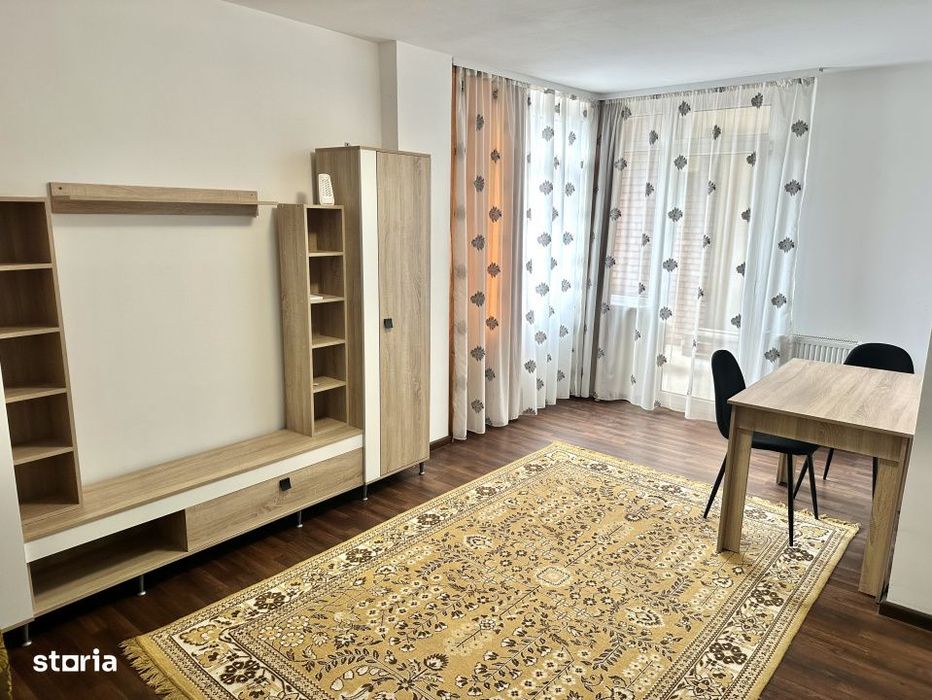 Apartament cu 3 camere I 2 bai I de inchiriat I Centru zona Primariei