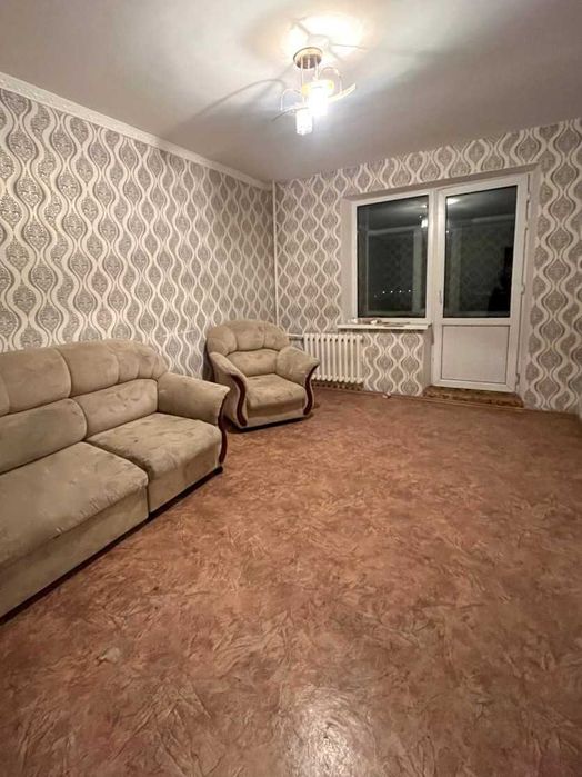 Продаю 2 ком. кв. Улучшенная планировка, кухня большая 9 кв. Восток 5