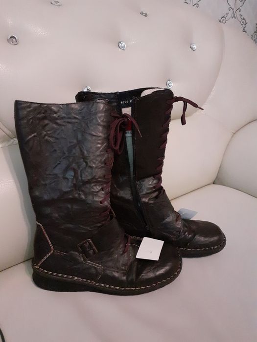 Продам новые сапожки!