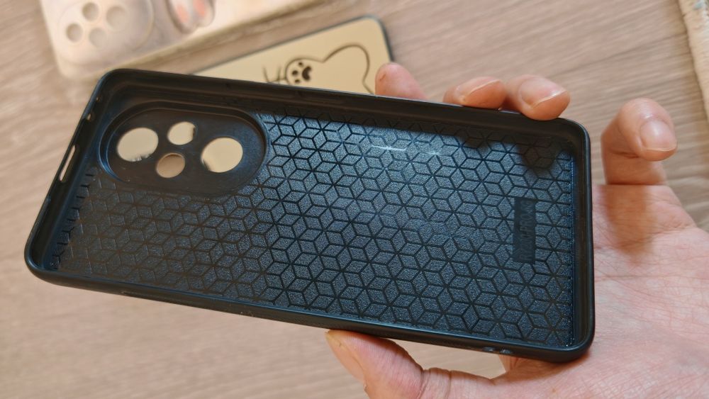 Чехлы на HONOR 200 PRO