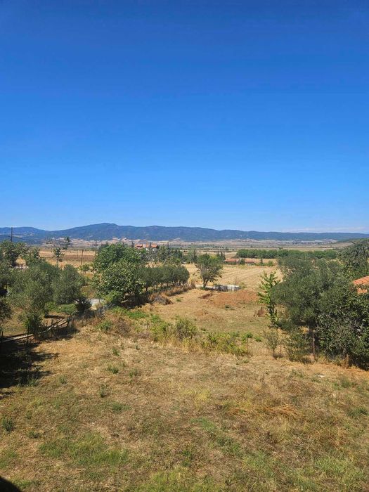 Двуетажна къща за довършване в село Филаделфи, Гърция