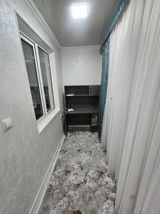 9-й квартал Чиланзар Продаётся квартира.