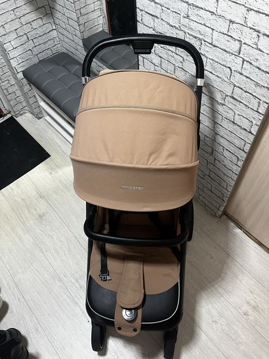 Продам прогулочную коляску