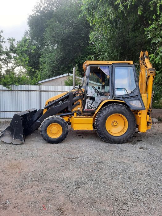 Услуги экскаватора погрузчика 3в1 алматы