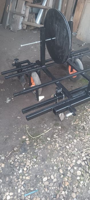 Mașina de întins folie mulcire și banda de picurare pt tractor