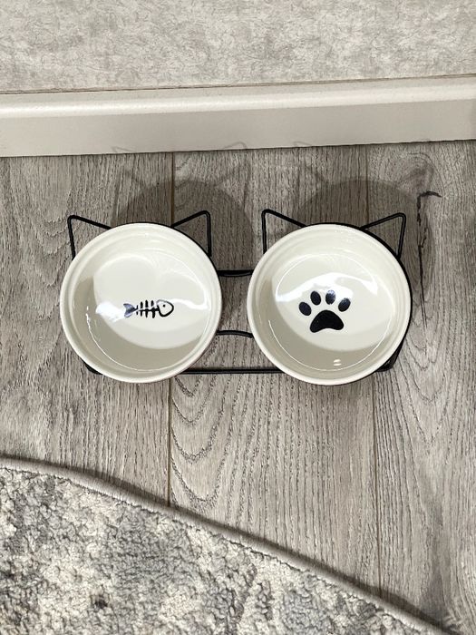 Продам миску для питомцев