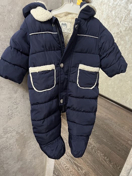 Продаю демисизонный комбенизон