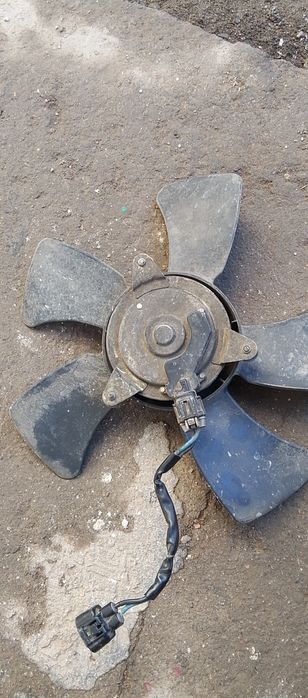 Срочно продам вентилятор на Митсубиси