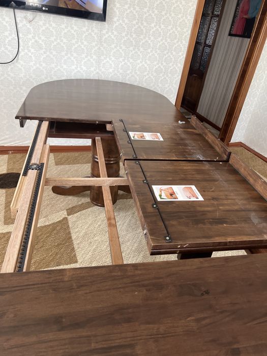 Продам стол , материал дуб