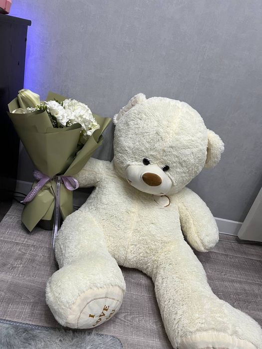 Продам плюшевую мишку