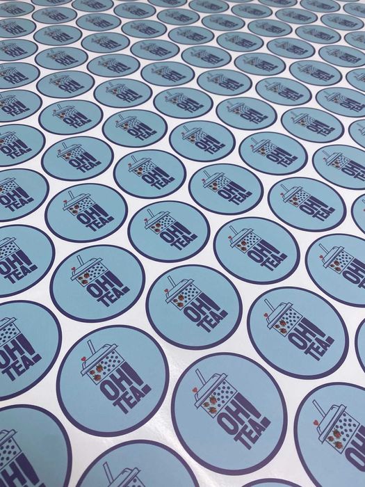 Печать на оракале, баннере, бэклите