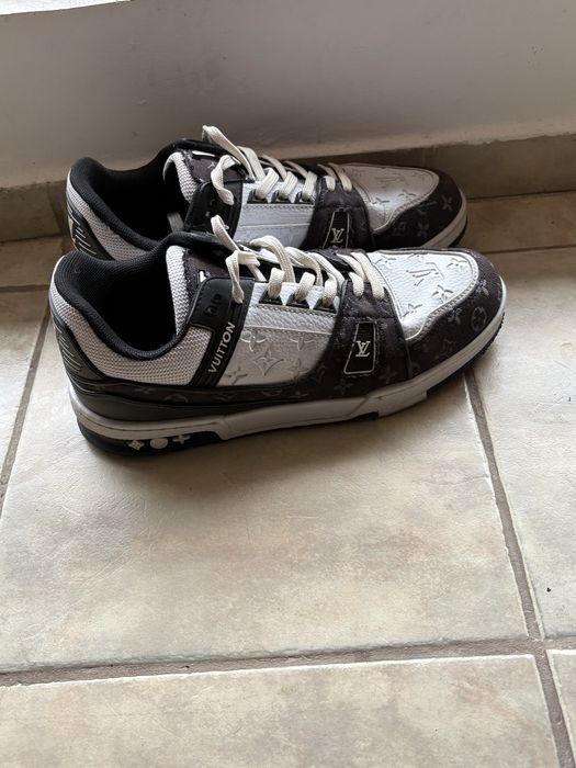 Vand  Lousi   Vuitton