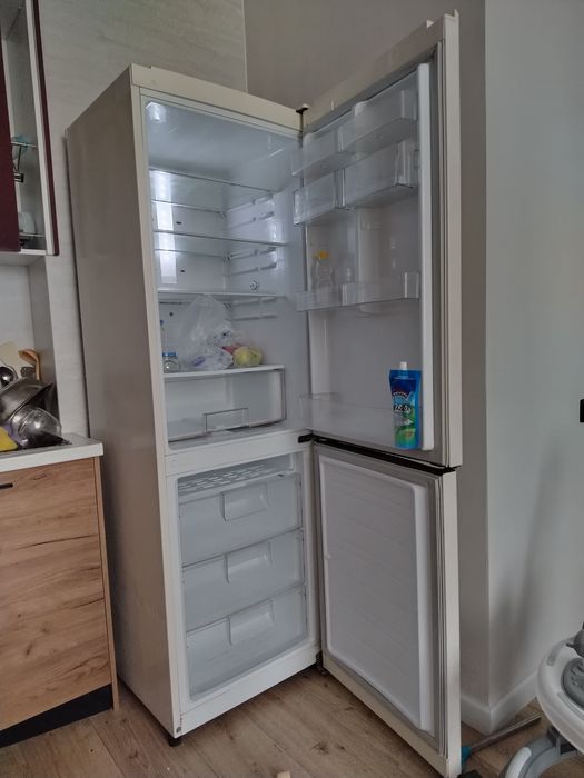 Холодильник   LG