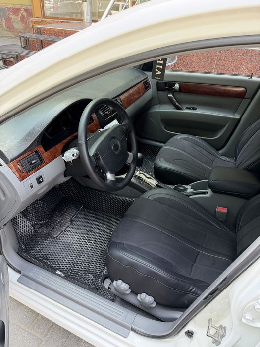 Lacetti Lasetti 1.6 avtamat 180.000 km