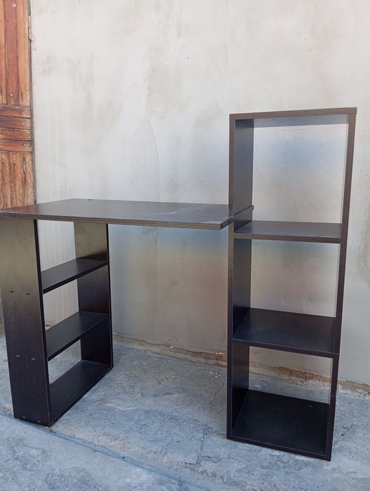 Продам компьютерный стол