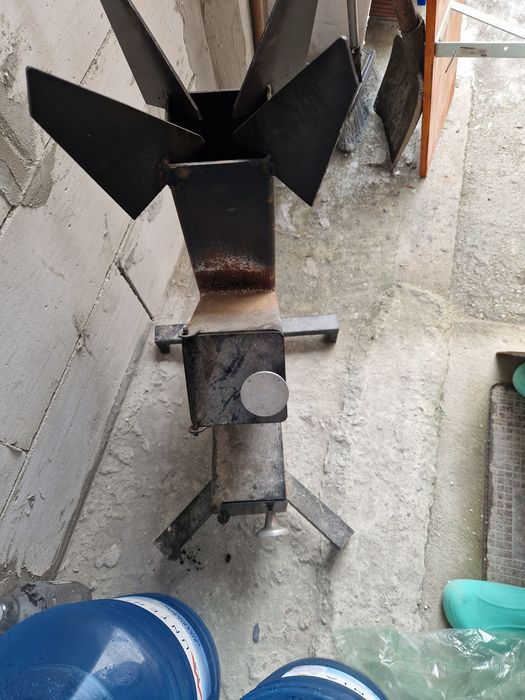 Soba Rachetă pe lemne