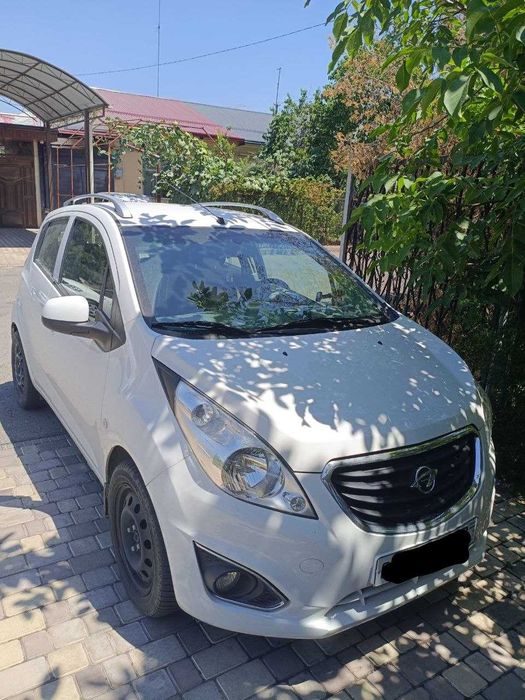 Продам Spark Ravon автомат 2019г белый