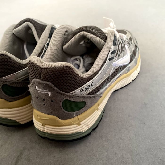 Кроссовки Nike p6000