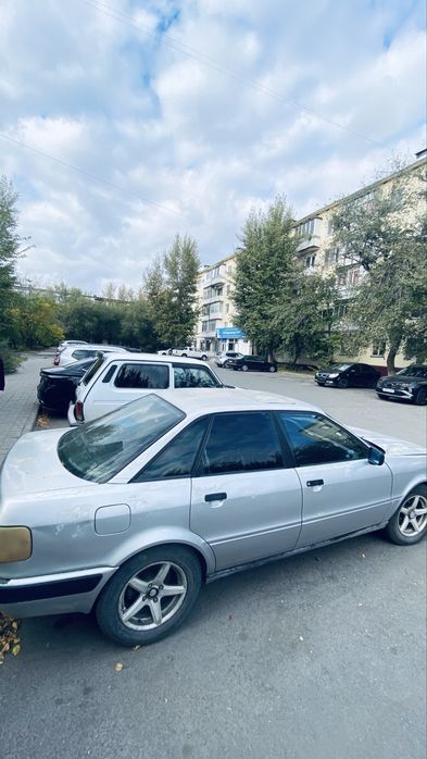 Audi b4 1992года