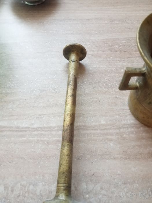 Mojar bronz cu alama