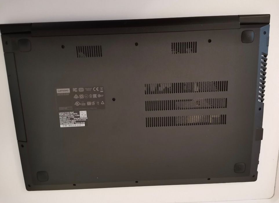 Laptop Lenovo V110-15IAP
