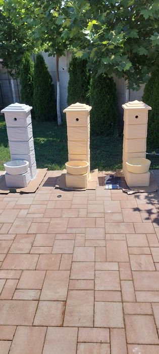 Vând fântanițe/cișmele de gradina