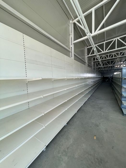 Rafturi metalice pentru magazine și supermarket la orice dimensiune