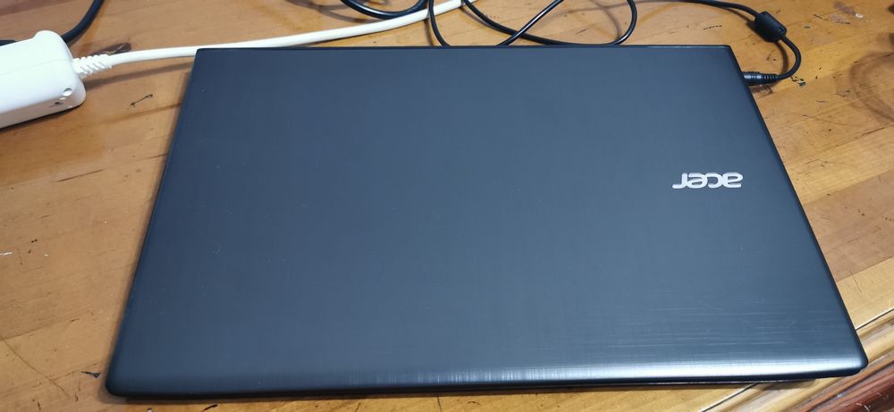 Продам ноутбук Aser Aspire E5-575G.