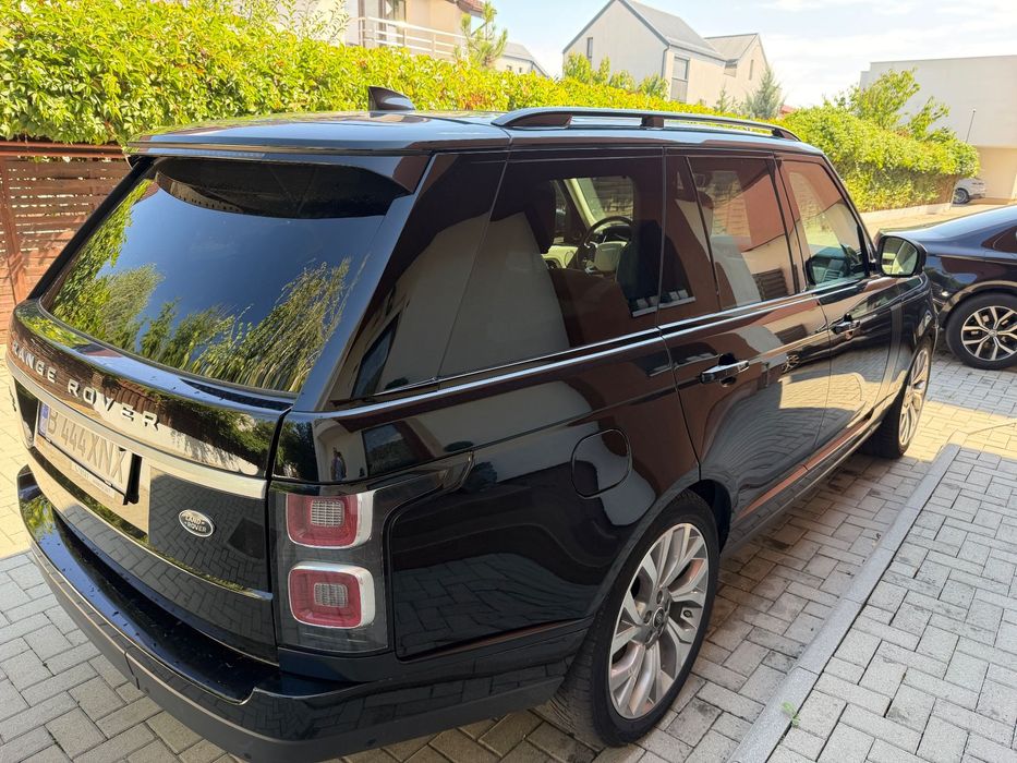 Land Rover Range Rover 2021 hibrid, 63.608 € — imagine 3