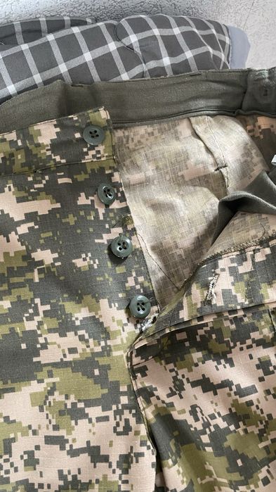 Военная форма, подойдет для 10-11кл и др.