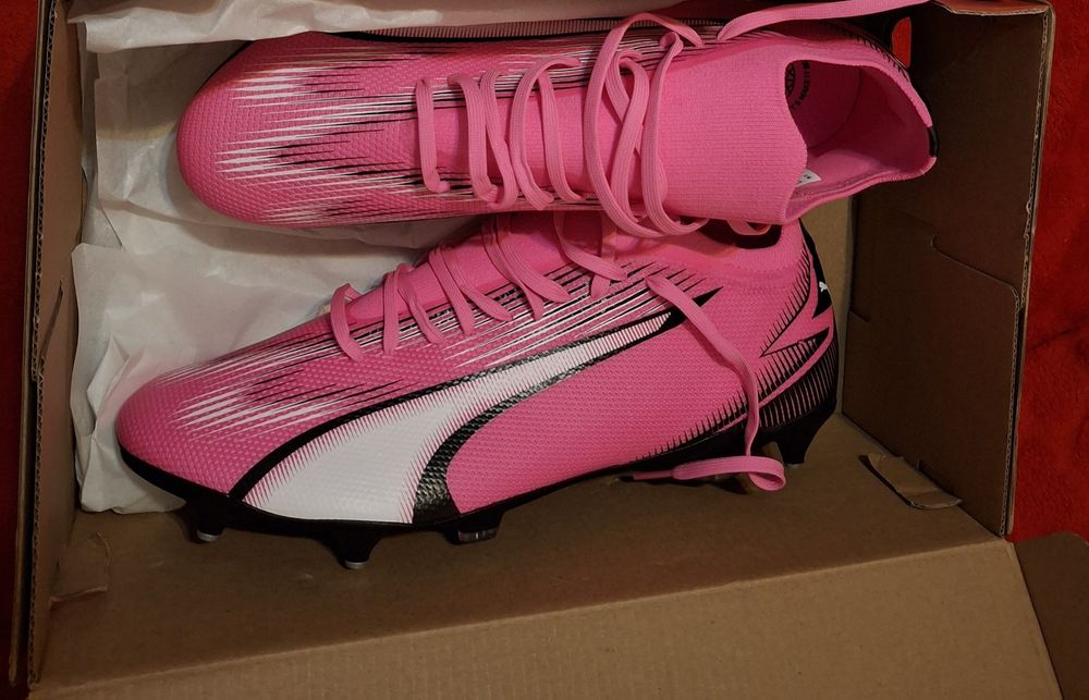 Crampoane puma ultra Match MxSG
Numar comanda351674
Articol
Bold 3 G