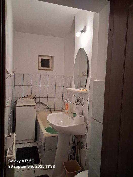 Garsoniera de inchiriat