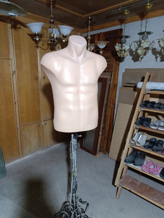 Erkaklar manekenlari