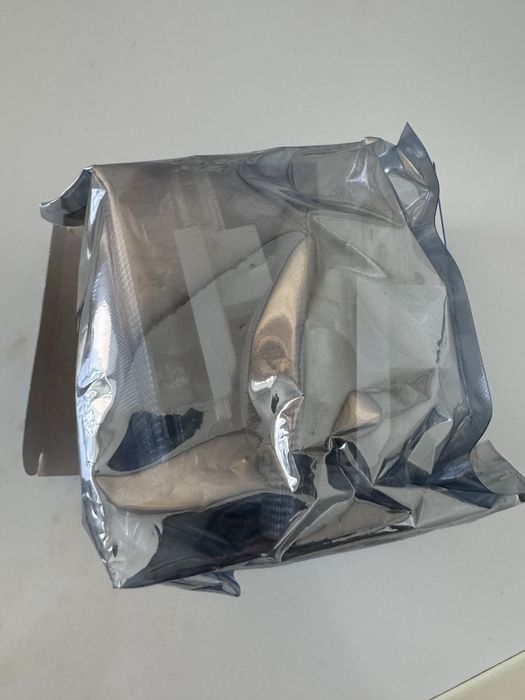 Подсетка дверей с логотипам Camry