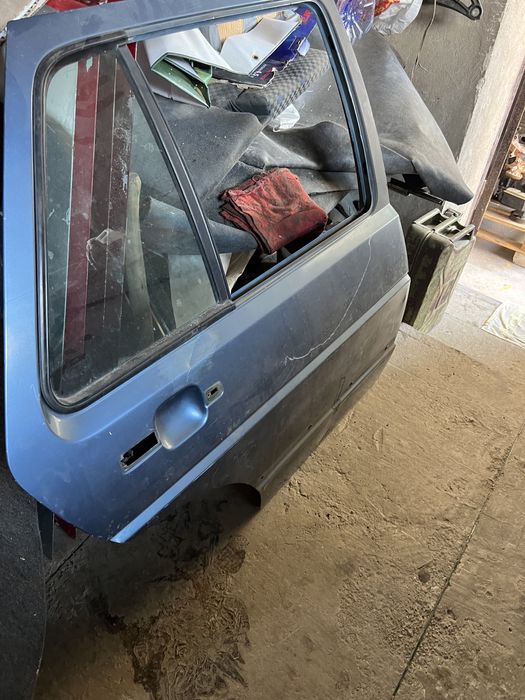 Двер на Гольф 2 Опел Вектра привазной