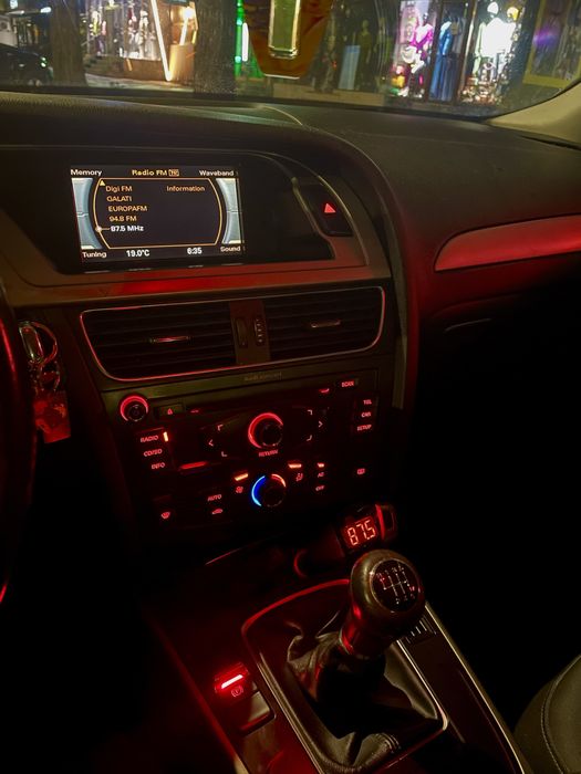 Vând Audi A4 B8 2008