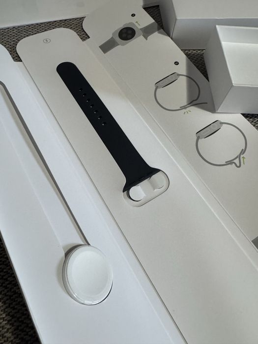 Apple Watch Series 3 38mm Space Gray Aluminum