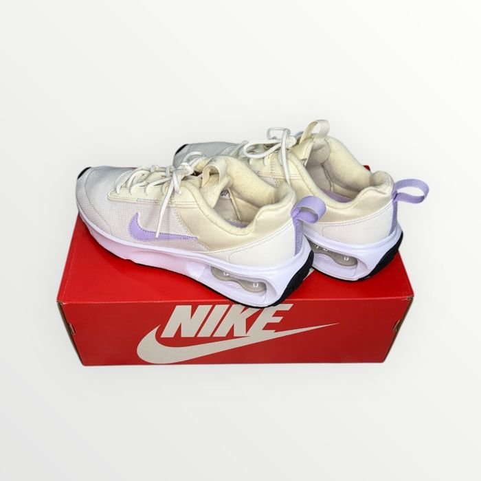 Дамски маратонки Nike