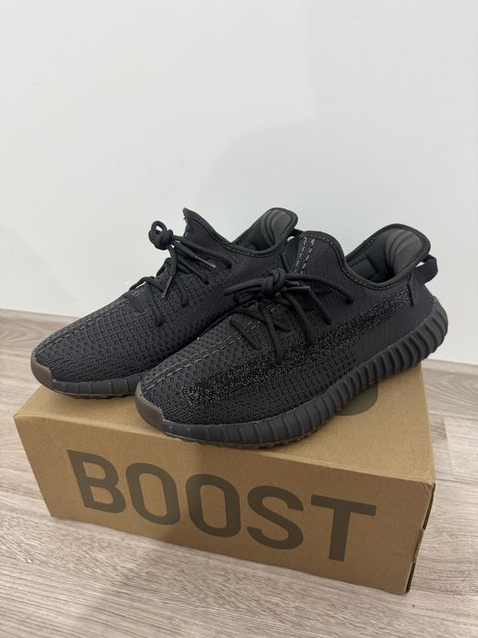 Adidasi Yeezy 350