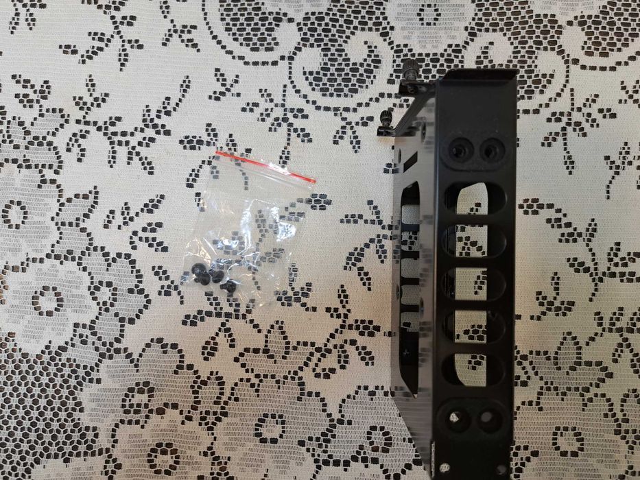 be quiet! HDD Cage Допълнителна скоба за HDD за кутиите на be quiet!