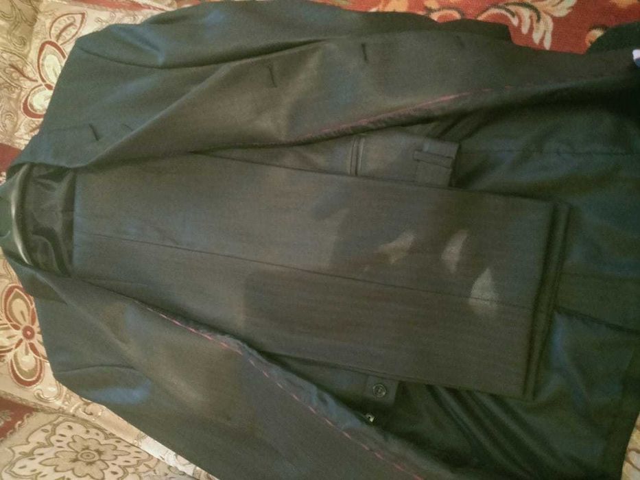 Продам костюм мужской