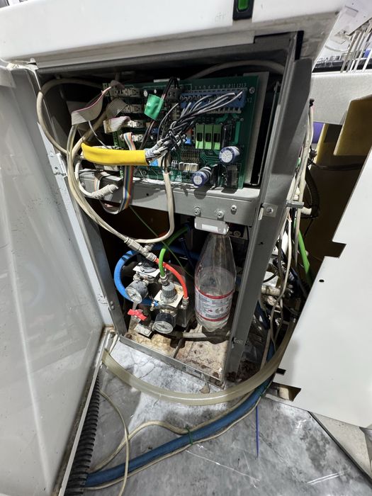 Стоматологический кресло