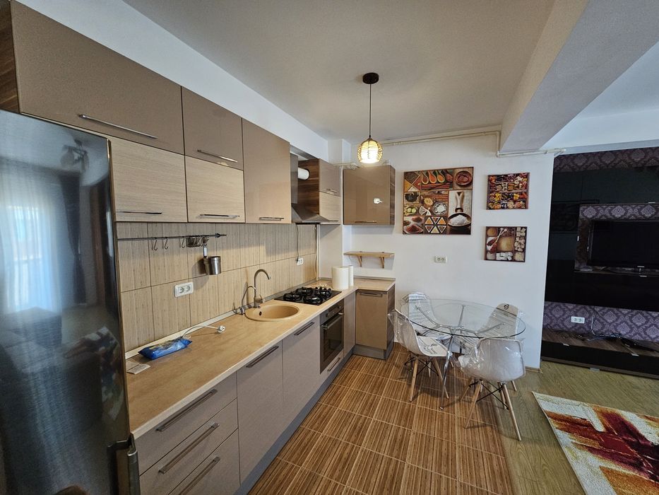 Inchiriez apartament 2 camere Militari Residence,